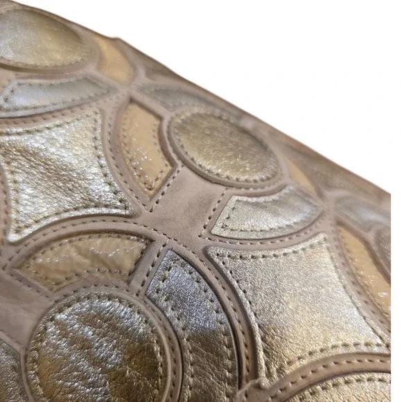 Coach Kristen Hobo Op Art Silver Gold Shoulder Bag Patchwork Beige Leather Purs - Picture 13 of 16